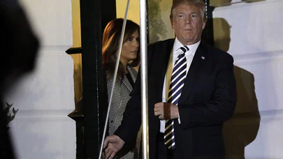 Trump Kuzey Kore'nin Serbest Bıraktığı 3 ABD'li Mahkumu Bizzat Karşıladı