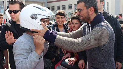 Sofuoğlu'ndan Diyarbakırlı çocuk ve gençlere motosiklet eğitimi