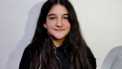 Enkazdan çıkarılınca yerlerini tarif ederek anne ve teyzesinin de kurtarılmasını sağladı