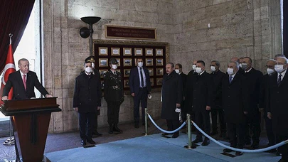 Ulu Önder Atatürk için Anıtkabir'de devlet töreni düzenlendi