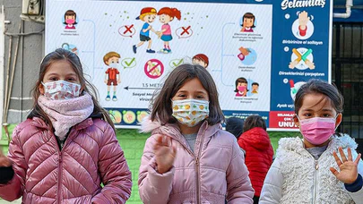 Yeni normalleşme süreciyle okullarda yüz yüze eğitime başlandı