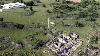 Hadrianopolis  Antik  Kenti'ndeki  kazılar da hedef 'Roma Kalesi'