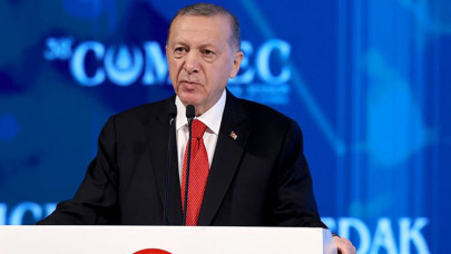 "İslam ümmeti olarak bizim kardeşliğimiz her türlü anlaşmazlığın üstesinden gelecek güce sahipt