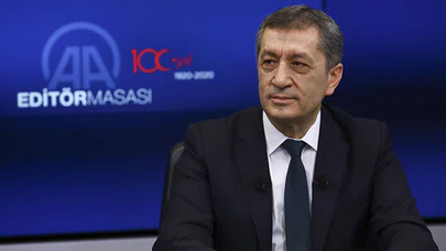 Milli Eğitim Bakanı Selçuk: Kovid-19 aşısı eğitimi yüz yüze yapmamızın önünü açacak