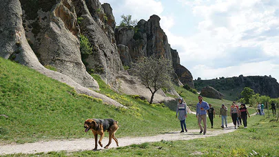 Frig Yolu 506 Kilometrelik Parkuruyla Doğaseverlerin Yeni Gözdesi