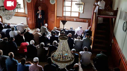 Cuma Namazı İşaret Dili İle Cemaate Anlatıldı