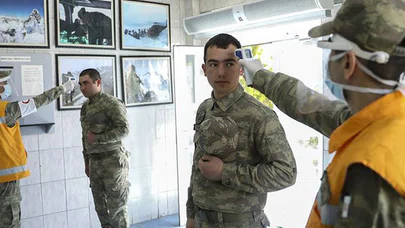 TSK'dan koronavirüs ile mücadelede göz dolduran başarı