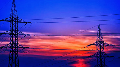 İstanbul'da elektrik kesintisi! Megakent karanlığa gömülecek: İşte o ilçeler