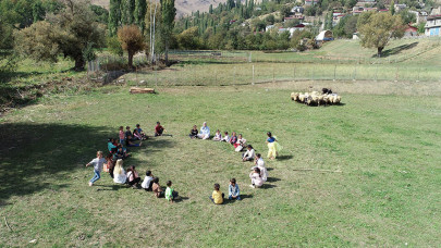 Eğitimi doğaya taşıdılar eğlenerek öğreniyorlar