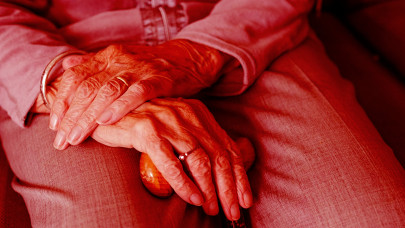 Bu hata beyni yaşlandırıyor! Uzmanlar uyardı: Aslında çözümü çok basit