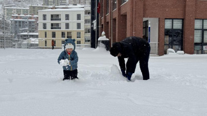 Bu 4 ilde yaşayanlar dikkat! Okullar kar yağışından tatil oldu