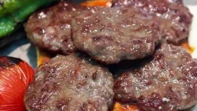 Sakın Yemeyin! Bakanlık, Soya İçeren Köfte ve Kanatlı Eti Tespit Edilen Et Döneri İfşa Etti!