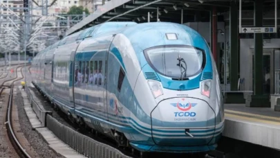 2025 Ankara-İstanbul Hızlı Tren Kaç TL? YHT Ne Kadar Zam Geldi? Hızlı Tren 65 Yaş Üstü Kaç TL?