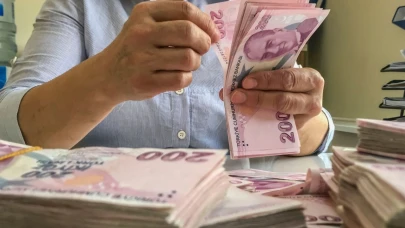 SGK’dan Uyarı! Bu Harfler Emekli Maaşınızı Tehlikeye Atıyor! Sahte Sigorta ve Prim Çakışmaları Emekliliği Bitiriyor!