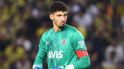 Manchester United'da Tarihi Düşüş! Altay Bayındır İçin Fırsat Kapıda Mı?