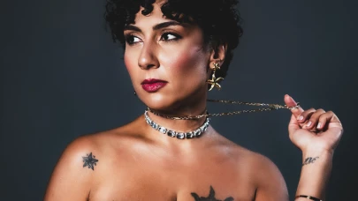 Burcu Kısakürek 'Geçer' Şarkısıyla İstanbul Konserine Hazırlanıyor