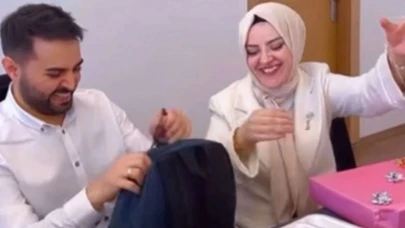 Kadir Ezildi’nin Hediye Sürprizi! Nişanlısı Gamze Türkmen’e Altın Takılar ve Tablet Aldı