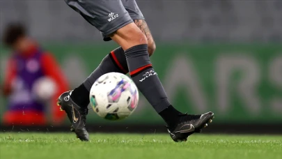 Fulham - Manchester United  Maçı Saat Kaçta Başlayacak, Altay Bayındır Maçta Oynayacak Mı?