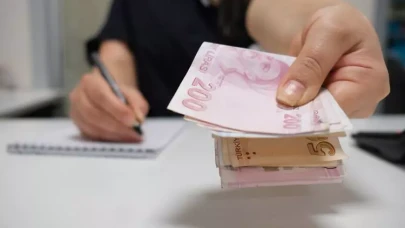 Emeklilerin Maaş Farkları Hesaplara Yatıyor! 4A, 4B, 4C Ödeme Takvimi Açıklandı!