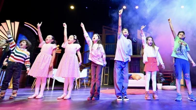 Güldüy Güldüy Show Çocuk Maximum Uniq Hall'da Minik Oyuncularla Buluştu