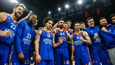 Olympiakos - Anadolu Efes Maçı Tarihi ve Saati! Canlı Veren Kanal, Nereden İzlenir?