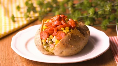 Salmonella Nedir, Bakteri mi? Nasıl Bulaşır? Hangi Yemeklerde Görülür?