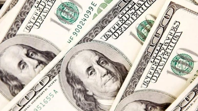 Dolar ve avro İstanbul'da güne yüksek seviyelerden başladı