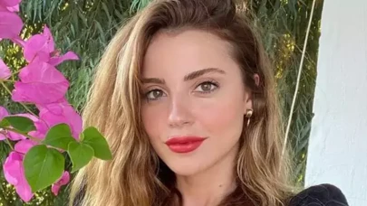 Ezgi Eyüboğlu Kimdir? Sevgilisi Kim, Nereli, Kardeşi Kim? Kaç Yaşında ve Ne İş Yapıyor?