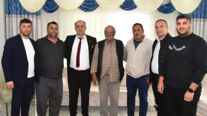 Meclis üyesi CHP'den istifa edip AK Parti'ye geçti