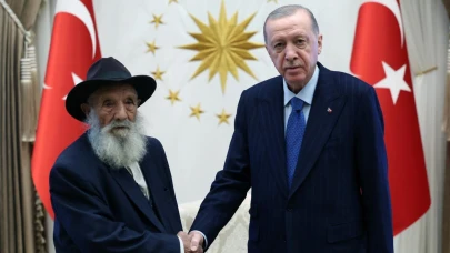 Alevi Dedesi Ahmet Uğurlu Kimdir? Cumhurbaşkanı Erdoğan ile Görüşmesinden Sonra Neler Söyledi?