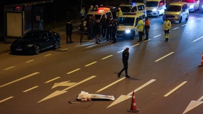 Erkek arkadaşıyla tartıştı arabadan atladı