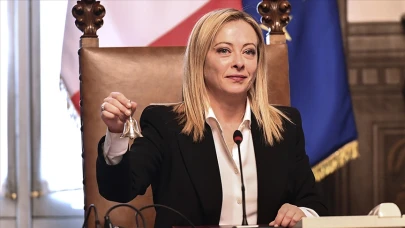 İtalya Başbakanı Meloni Donald Trump'a Ziyarette Bulundu! İkili Trump'un Malikanesinde Yemek Yedi