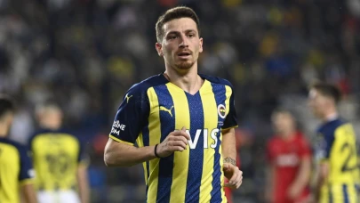 Fenerbahçe Soyunma Odası Görüntülerini Yayınladı! Mert Hakan Yandaş'ın “Kavga Edin!” Sözleri