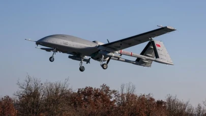 Bayraktar TB3 Dünyada Bir İlki Başardı! Hem Tarih Yazdı Hem de Hedefi Vurdu!