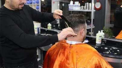 2025 Berber Kuaför Fiyatları Zamlı Tarifesi Ne Kadar, Çocuk ve Yetişkin Saç Kesimi Kaç TL? Detaylar!