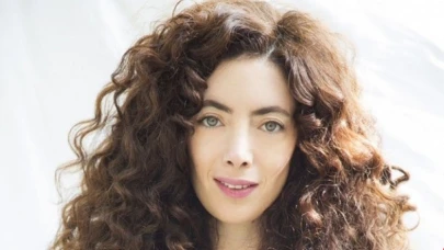 Akasya Asıltürkmen Hayatı! Kaç Yaşında, Nereli, Evli Mi, Sevgilisi Var Mı? Hangi Yapımlarda Rol Aldı?