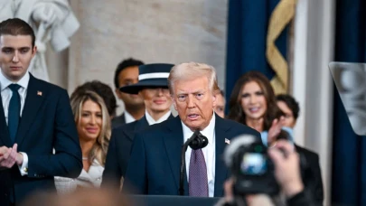 Trump'tan LGBT'ye savaş! Kadın ve erkek dışında bir cinsiyet...