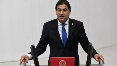 Ünal Karaman Hangi Partiye Geçti, AK Parti’ye Katıldı mı?