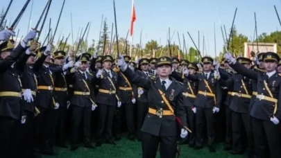 TSK’dan İhraç Edilen Teğmenlerin İsimleri ve Listesi! Kaç Teğmen İhraç Edildi?