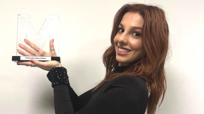 Üniversite öğrencileri Selin Geçit'i 'Yılın En İyi Çıkış Yapan Şarkıcısı' seçti