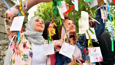 Hıdırellez Duası Türkçe || Kaç Kere Okunur, Nasıl Dilek Dilenir? Hıdırellez Bayramı Gelenekleri Nelerdir?