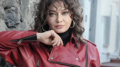 Nurgül Yeşilçay Sevgilisi Necati Kocabay'ın Yeni Yaşını Kutladı! "Açılın Kral Geliyor"