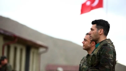 Nefes: Yer Eksi İki Filmi TRT 1'de Yayınlanacak! Filmin Konusu Ne, Yayın Tarihi Ne Zaman, Kimler Rol Alıyor?