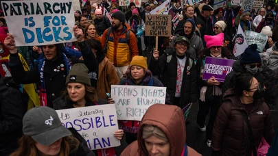 ABD’de Trumpizm İdeolojisine Karşı Durmak Amacıyla Yürüyüşler Başladı!