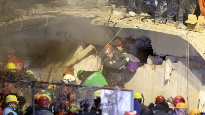 Konya’da Yıkılan Binadan Acı Haber! 2 Kişi Hayatını Kaybetti, 4 Kişi Gözaltında!