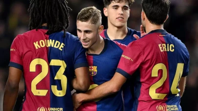 Hansi Flick’in Barcelona’sı Durdurulamıyor! 32 Maçta 101 Gol, Valencia’yı 7 Golle Yıktılar