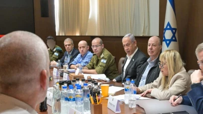 İsrail'de kabine toplandı Gazze'de ateşkes onaylandı