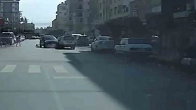 Anlık refleksle hayat kurtardı ama kendi canını tehlikeye attı!