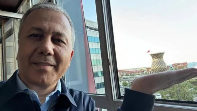 Ali Yerlikaya Rize’deki çay bardağı akımına katıldı: 'Tebessüm gönlümde'