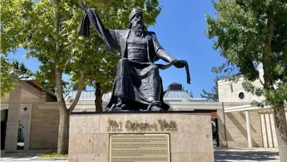 Ahilik haftasında esnaflara plaket ve teşekkür